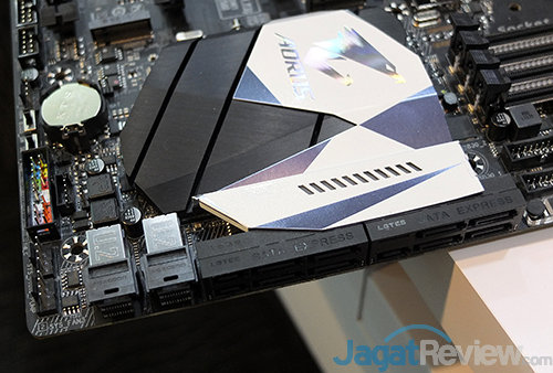 Gigabyte Z270X Aorus Gaming 9 05