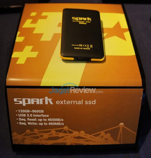 Hadir pula SSD eksternal dari Patriot, yaitu Spark yang menggunakan interface USB 3.0 