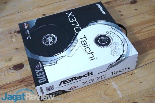 ASRock X370 Taichi - 01