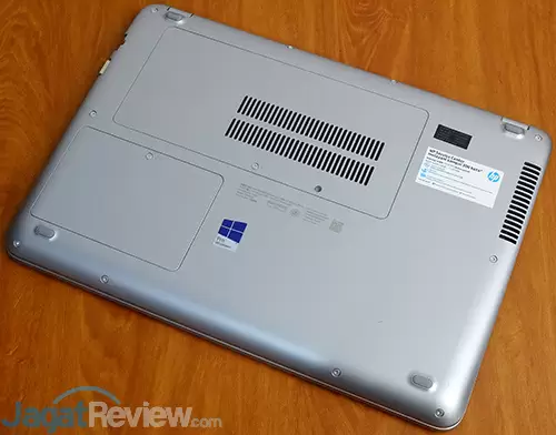 Review Notebook: HP ProBook 430 G4 12 HP ProBook 430 G4 Bottom Side