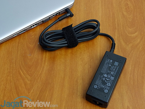 Review Notebook: HP ProBook 430 G4 16 HP ProBook 430 G4 Power Adapter