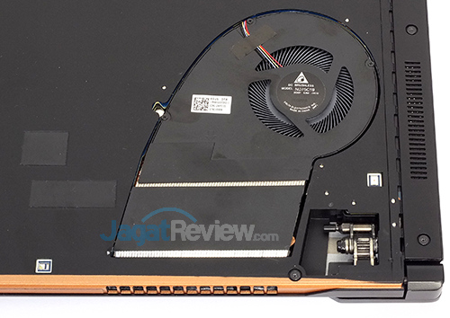Review ASUS ROG ZEPHYRUS (GX501): Super Kencang & Tipis 36 ASUS GX501 Cooler 02