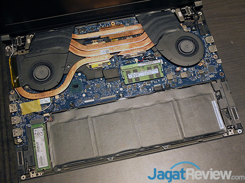 Review ASUS ROG ZEPHYRUS (GX501): Super Kencang & Tipis 28 ASUS GX501 Internal Component v2