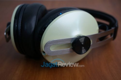 Hands-On Review: Headphone Sennheiser Momentum Wireless 14 DSC06347
