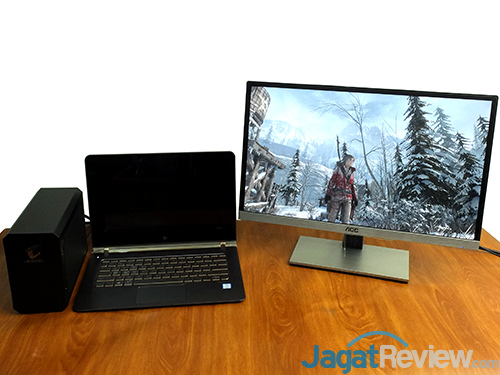 Gigabyte AORUS GTX 1070 Gaming Box GPU External with Laptop with Monitor