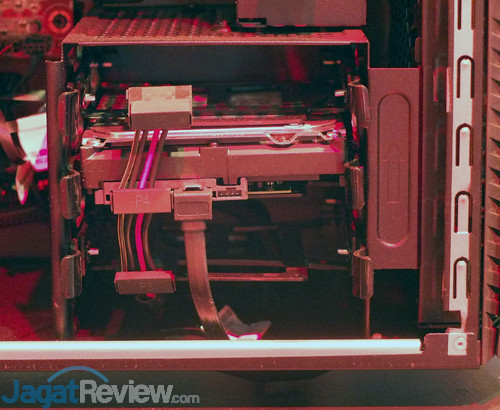 Membedah PC Gaming Lenovo Legion Terbaru 9 Lenovo Gamescom 18 (Y920)