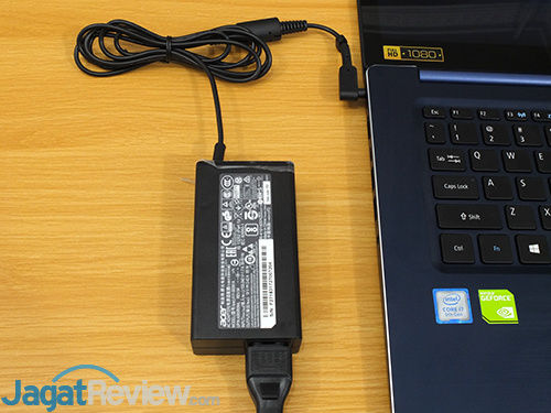 Review Laptop Acer Swift 3 (SF314-52G): Bertenaga, Tipis, Hemat Daya 18 Acer Swift 3 SF314 52G Power Adapter