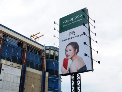 OPPO F5 Siap Meluncur, Billboard ‘Chelsea Islan’ Muncul Dimana-mana 1 OPPO F5 Siap Meluncur, Billboard ‘Chelsea Islan’ Muncul Dimana-mana