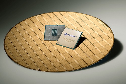 Qualcomm Akhirnya Rilis Prosesor 48-Core Mereka! 1 Qualcomm Centriq 2400