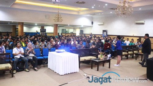 Extreme PC Day - Campus Roadshow Bawa Laptop Core i 8th Gen. ke Bandung 2 Extreme PC Day Bandung 02