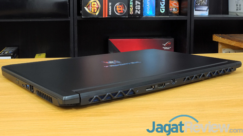 Review Notebook Gaming: Acer Predator Triton 700 4 Acer Predator Triton 700 Thickness