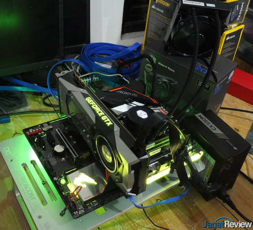 Hands-On Motherboard Gigabyte H370 Aorus Gaming 3 4 DSCF0666 Crops