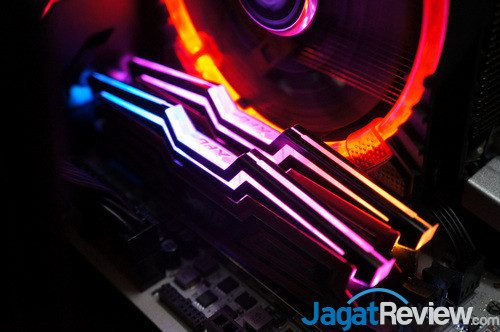 Hands-on Review: ADATA XPG Spectrix D40 DDR4-3000 16GB Kit (2x8GB) 10 SpectrixD40 DSC04188s
