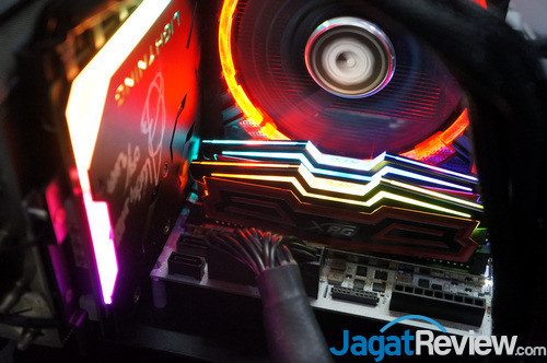 Hands-on Review: ADATA XPG Spectrix D40 DDR4-3000 16GB Kit (2x8GB) 13 SpectrixD40 DSC04191s