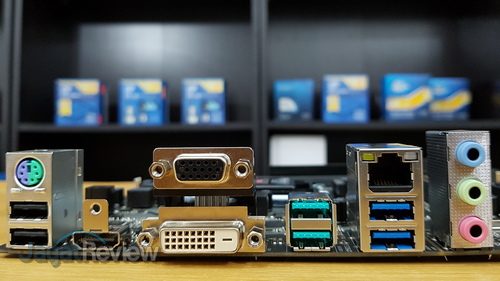 Hands-On Motherboard Colorful B360-HD Deluxe V20 4 Colorful C.B360M HD Deluxe V20 15