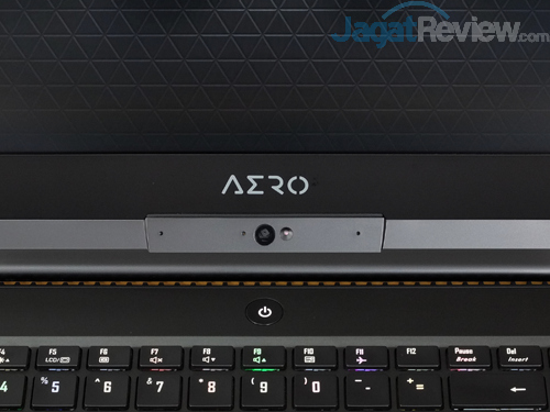 Review Gigabyte Aero 15X v8: Kencang, Tipis, dan Terjangkau dengan Core i7 8750H 8 Gigabyte Aero 15X v8 Power Button Webcam