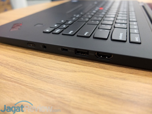 Hands-On Laptop Lenovo ThinkPad X1 Carbon (Gen 6) & X1 Yoga (Gen 3) 15 Lenovo ThinkPad Media Workshop 2018 15