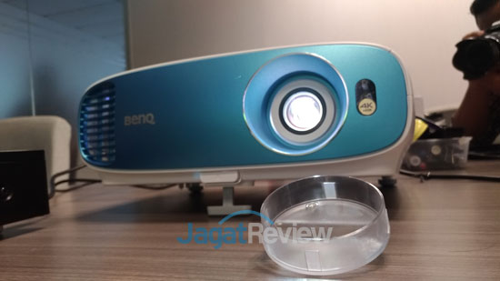 BenQ TK800, Proyektor 4K dengan Mode Khusus untuk Penggemar Olahraga 1 P 20180511 162233 vHDR Auto