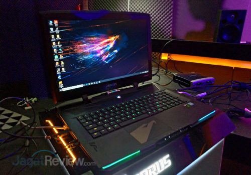 Hands-On Notebook Gaming Gigabyte AORUS X9 DT 2 AORUS X9 DT 1