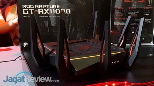 Jajaran Router WiFi AX Muncul di Booth ASUS! 1 ASUS Router 04