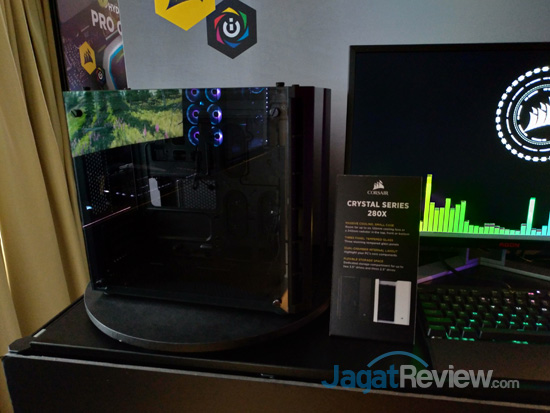 Jajaran Casing Terbaru Corsair Tampil Memesona di Computex 2018 4 Corsair Crystal Series 280X 02