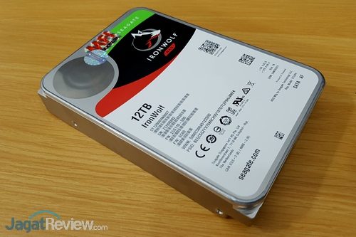 Hands-On Review NAS Synology DS218+ & HDD Seagate IronWolf 12 TB 6 Synology DS218 07