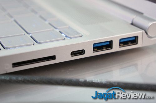 Computex 2018 MSI Notebook Update I : MSI PS42 Prestige Series 7 computex18 DSC01133