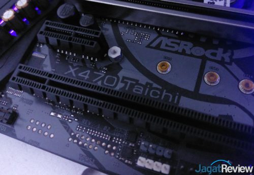 Hands-On Motherboard ASRock X470 Taichi 2 3 2s