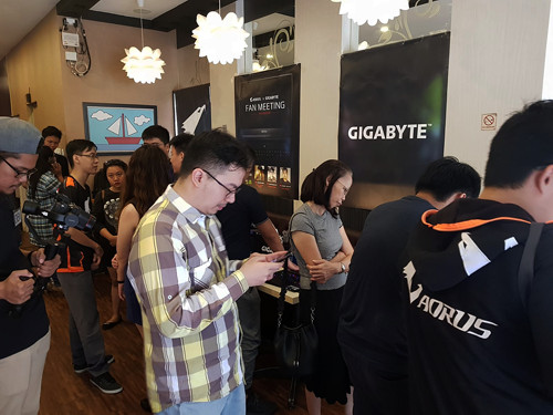 Gelar Gigabyte Laptop Fans Meeting 04