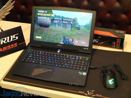 Gelar Gigabyte Laptop Fans Meeting 05