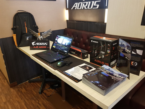 Gelar Gigabyte Laptop Fans Meeting 06