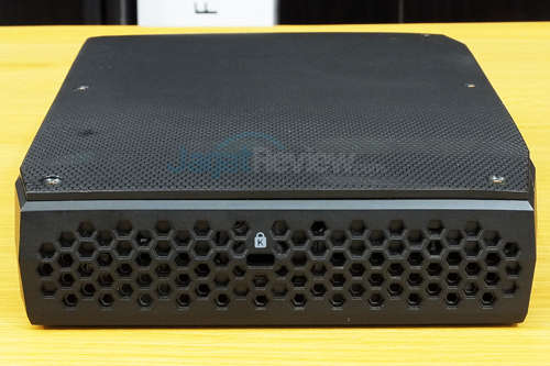 Intel NUC8i7HVK Left Side
