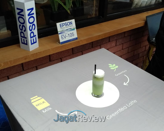 Epson Luncurkan Proyektor LightScene untuk Sektor Komersial 2 P 20180731 103844