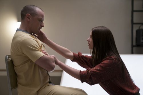 glass james mcavoy anya taylor joy1 600x400