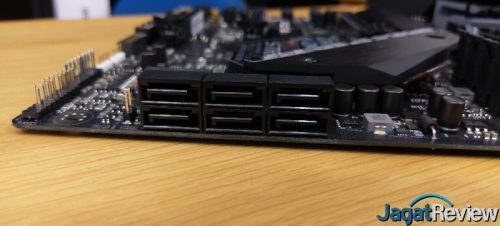 Hands-On Motherboard ASUS ROG STRIX X470-F Gaming 12 2 16s