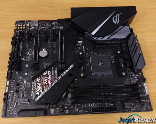 Hands-On Motherboard ASUS ROG STRIX X470-F Gaming 5 2 9s