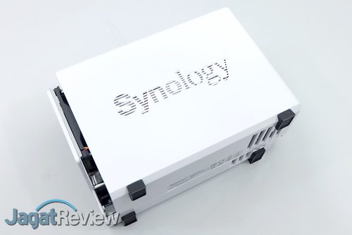 Hands-On Review NAS Synology DS218j 14 Synology DS218j 08