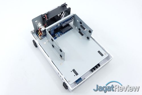 Hands-On Review NAS Synology DS218j 15 Synology DS218j 11