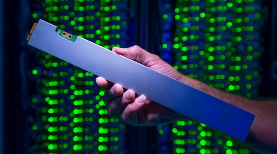 Intel Tampilkan SSD Berbentuk “Penggaris” 30cm 1 ssd 32 tb