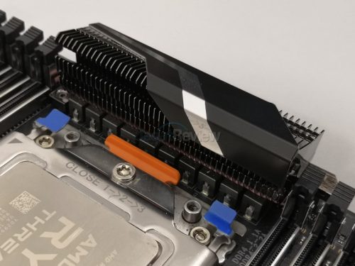 Hands-On Review Motherboard Gigabyte X399 Aorus Xtreme 5 2 14