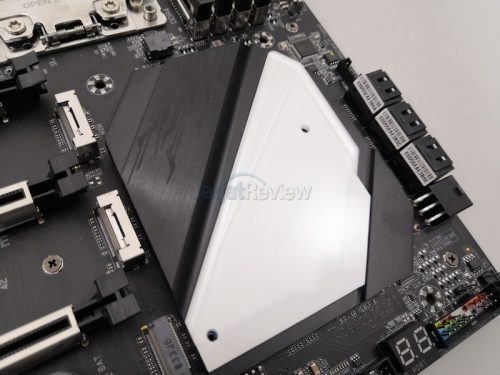Hands-On Review Motherboard Gigabyte X399 Aorus Xtreme 9 2 14B