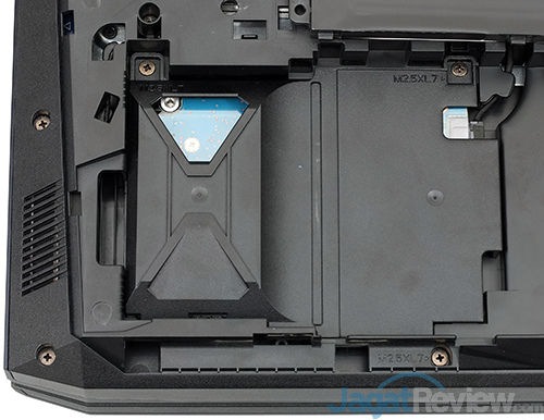 Acer Predator Helios 500 AMD SATA Storage Cover