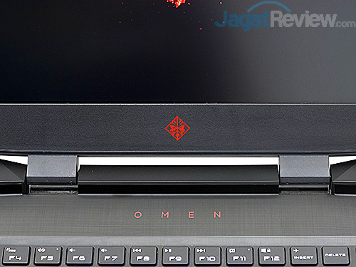 Review Laptop Gaming: Omen by HP 15-dc0037TX 5 Omen by HP 15 dc0037tx Hinge