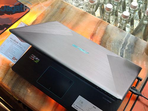 Kolaborasikan AMD dan NVIDIA, ASUS Indonesia Rilis Laptop VivoBook Pro F570 2 ASUS VBP F570 Launch 03
