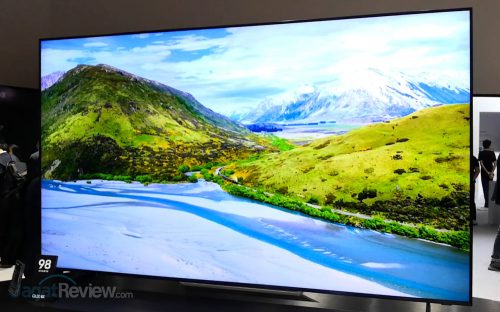 QLED 8K TV Samsung Siap Meluncur di Tanah Air, Harga Tertinggi Rp. 1,5 Miliar 5 5 QLED 8K TV