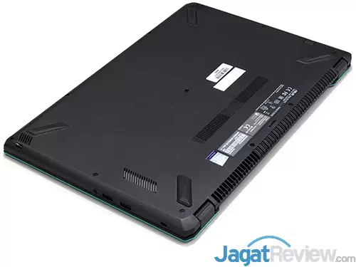 Review Laptop ASUS VivoBook Pro F570Z: Kombi Unik AMD & NVIDIA 12 ASUS VivoBook Pro F570Z Bottom Side Cover