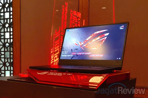 ASUS ROG 12