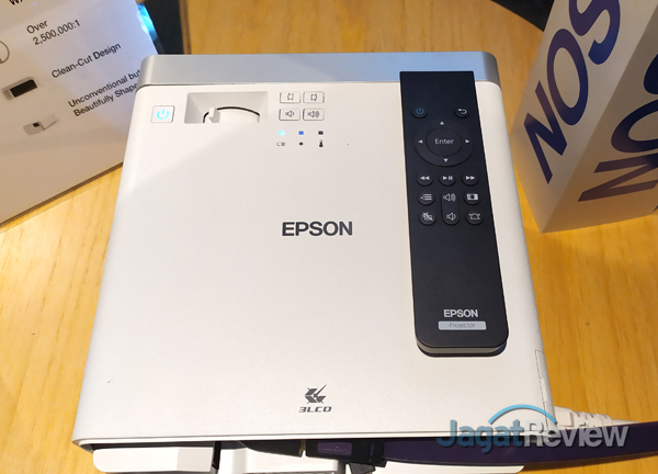 Epson Luncurkan Proyektor 3LCD Laser Terkecil di Indonesia 3 001