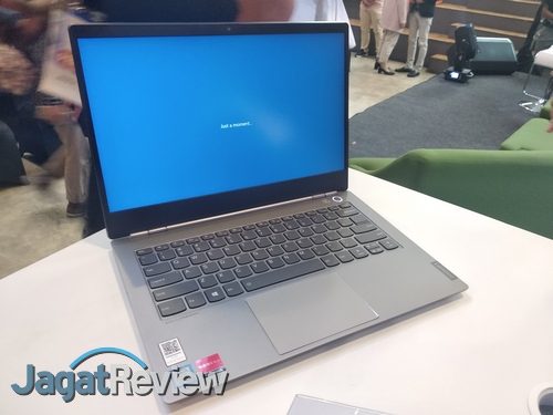 Lenovo Hadirkan ThinkBook S Untuk Entrepreneur Muda 2 1 2