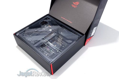 ASUS ROG Crosshair VIII Hero WiFi 02E